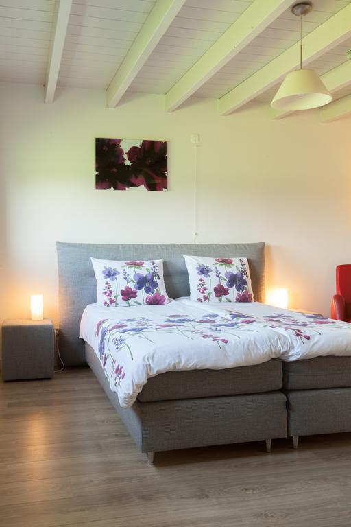 أودن B&B Den Achterhof الغرفة الصورة