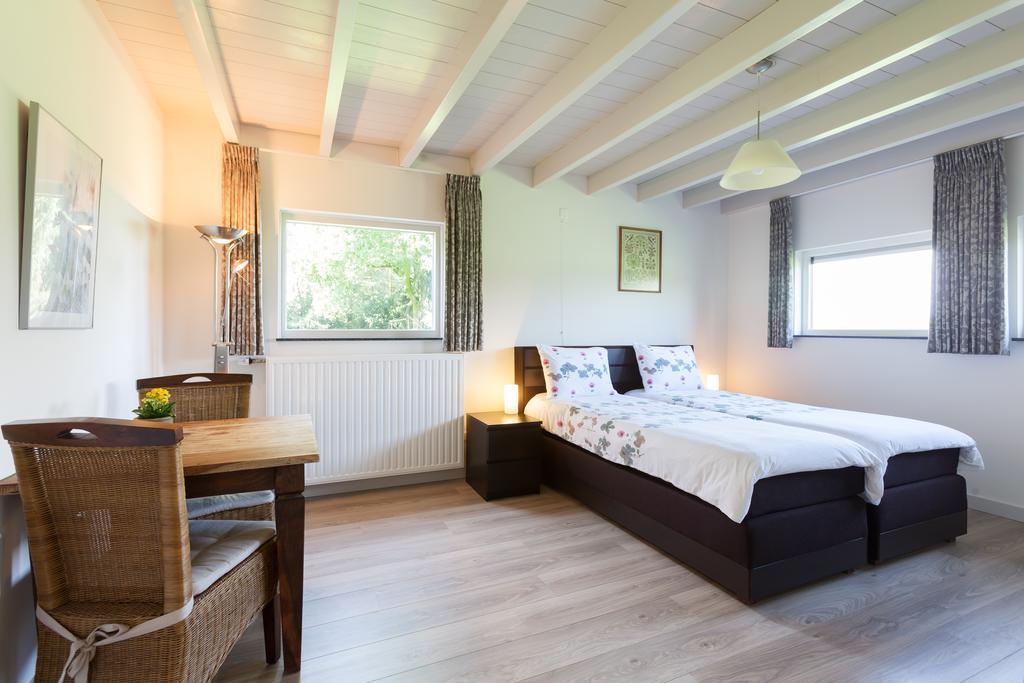 أودن B&B Den Achterhof الغرفة الصورة
